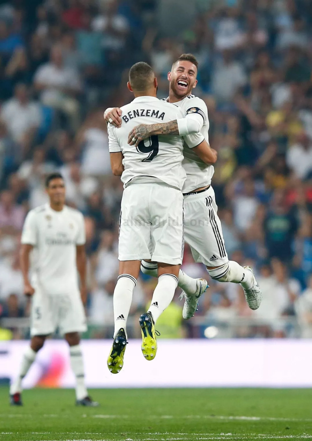 面对这一指 面对这一指